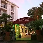 Bengasi Отель 3*