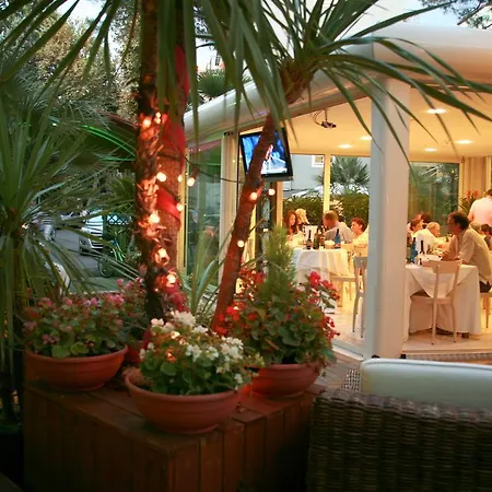 Bengasi Hotel Rímini