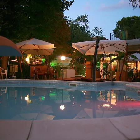 Hotel Bengasi Rímini
